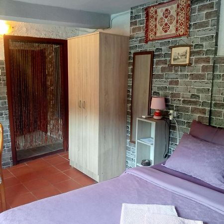 Holiday Home Rijeka Crnojevića Esterno foto
